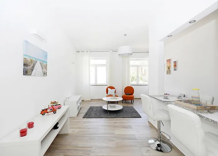 B50 - Main Square In 아파트 라고스