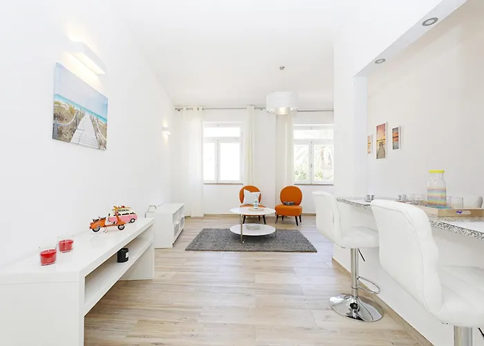 아파트 B50 - Main Square In