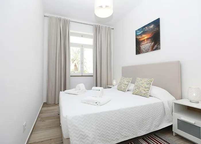 B50 - Main Square In Apartment