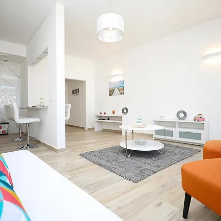 B50 - Main Square In